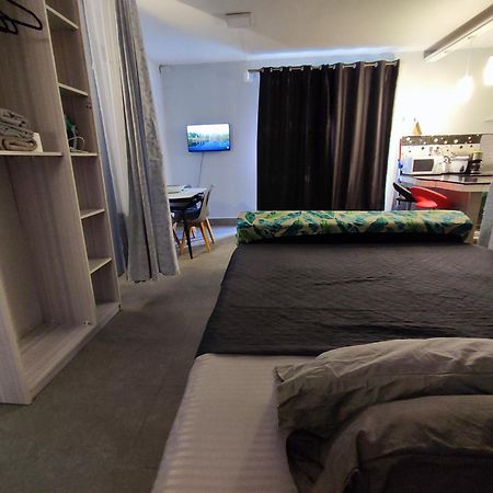 Вилла Piscines Privees Et Chauffees, Private Heated Pools Гранд-Бэй Экстерьер фото